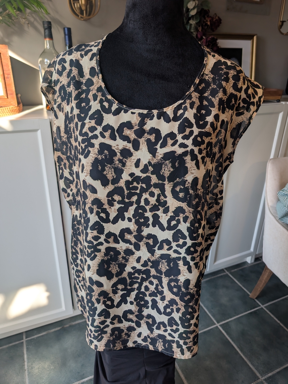 Sleeveless Leopard Print Women's Top - Beige and Black